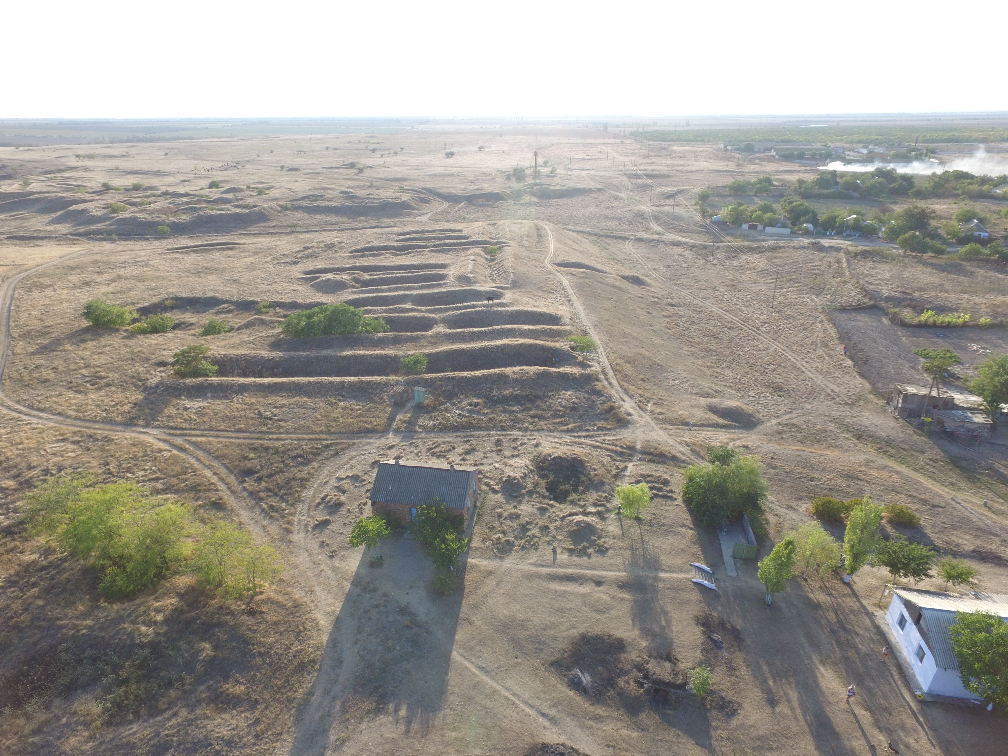 Widok z drona części najstarszych wykopów, fot. Szymon Lenarczyk